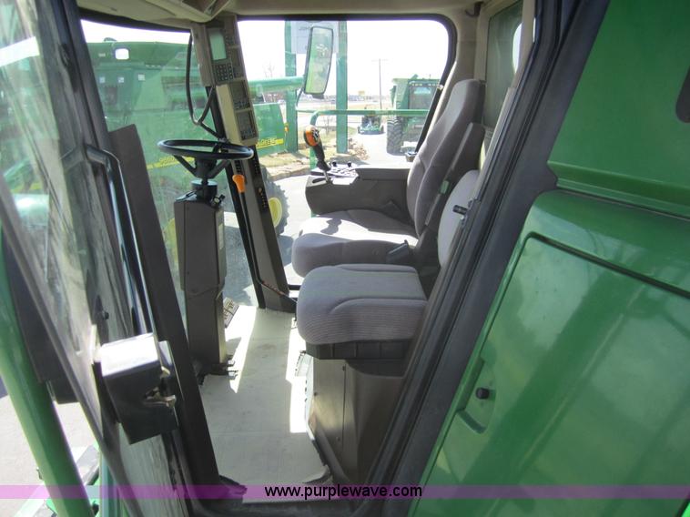 image for item 3013 2006 John Deere 9760 STS RWA combine