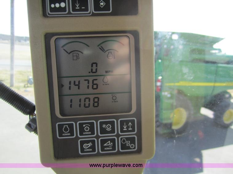 image for item 3013 2006 John Deere 9760 STS RWA combine