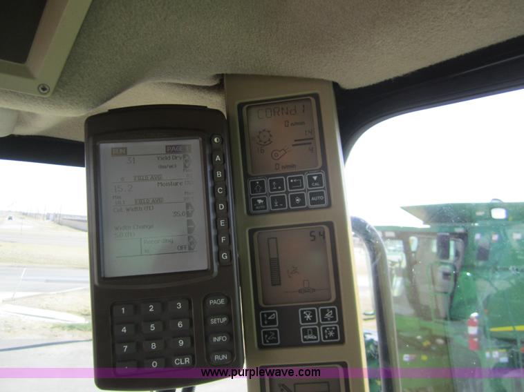 image for item 3013 2006 John Deere 9760 STS RWA combine