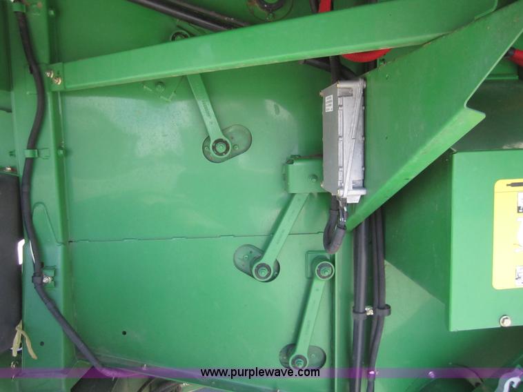image for item 3013 2006 John Deere 9760 STS RWA combine