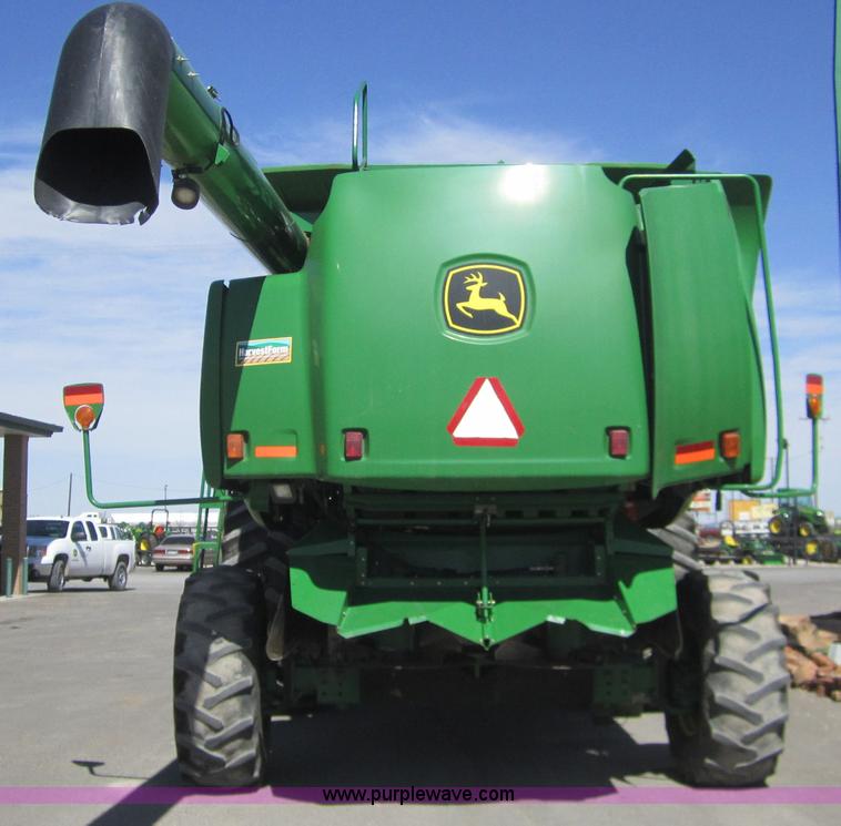 image for item 3014 2002 John Deere 9750 STS combine