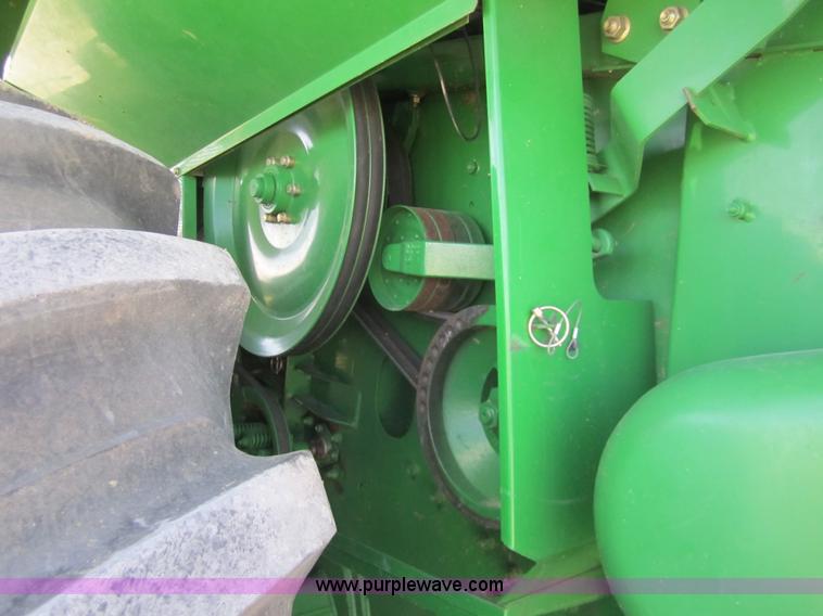 image for item 3014 2002 John Deere 9750 STS combine