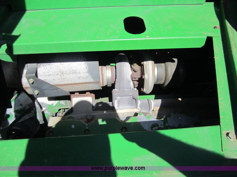 image for item 3014 2002 John Deere 9750 STS combine