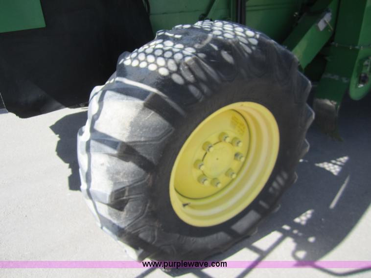 image for item 3014 2002 John Deere 9750 STS combine