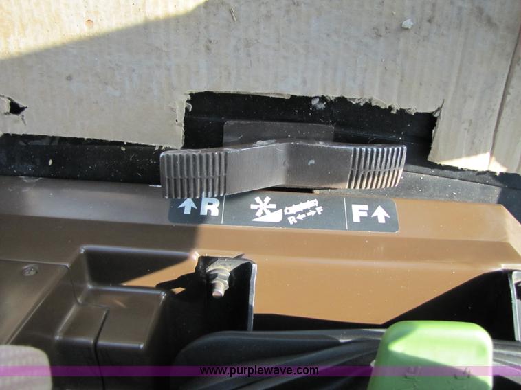 image for item 3014 2002 John Deere 9750 STS combine