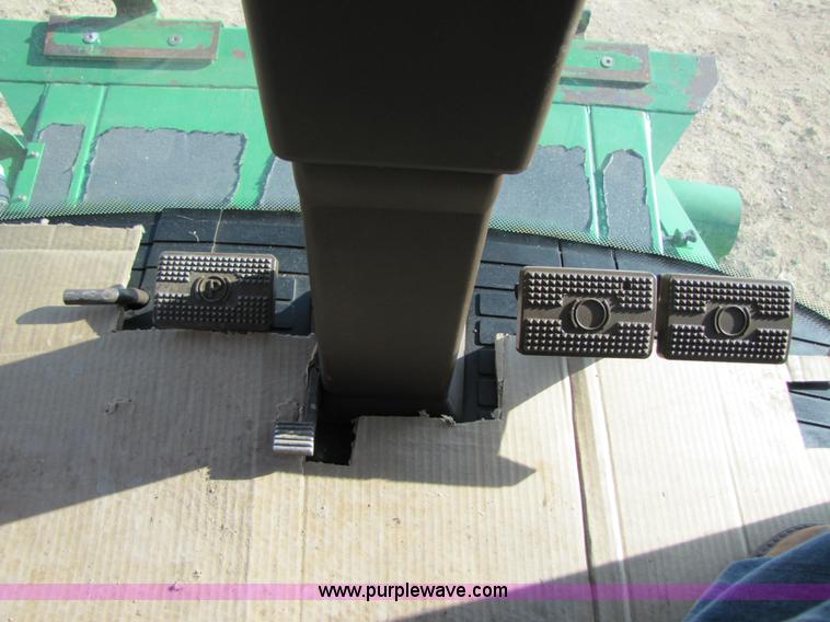 image for item 3014 2002 John Deere 9750 STS combine