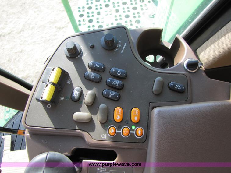 image for item 3014 2002 John Deere 9750 STS combine