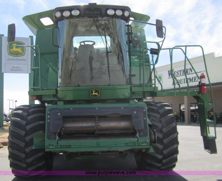 image for item 3015 2009 John Deere 9770 STS combine