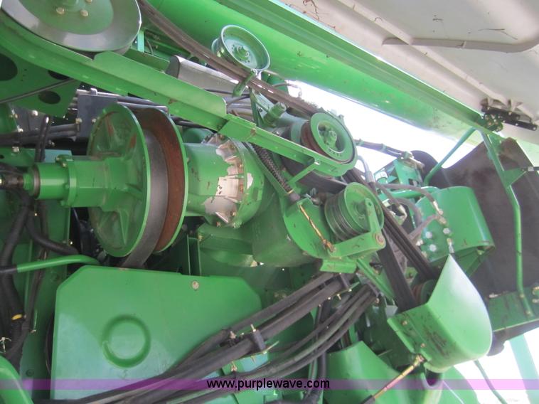 image for item 3015 2009 John Deere 9770 STS combine