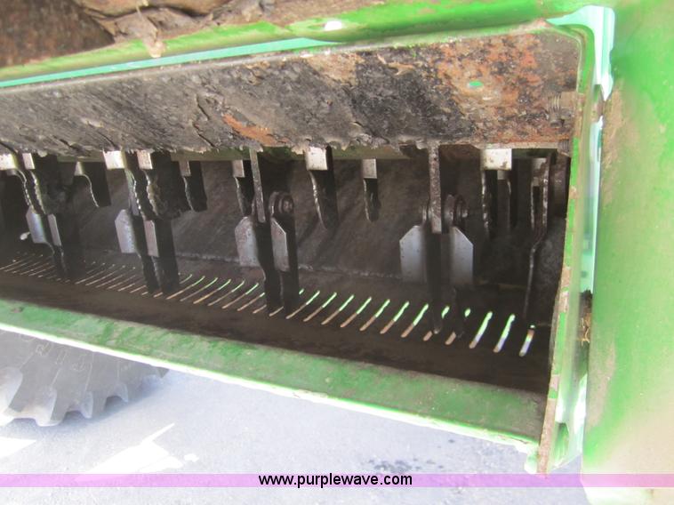 image for item 3015 2009 John Deere 9770 STS combine