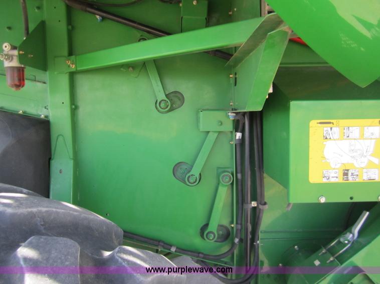 image for item 3015 2009 John Deere 9770 STS combine