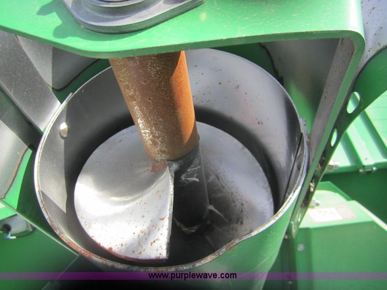 image for item 3015 2009 John Deere 9770 STS combine