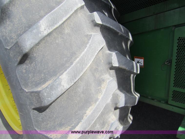 image for item 3015 2009 John Deere 9770 STS combine