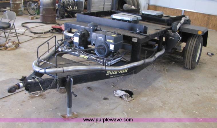 image for item 3446 Bulk-Air seed tender trailer