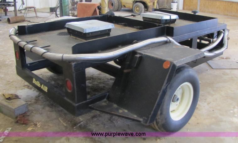 image for item 3446 Bulk-Air seed tender trailer