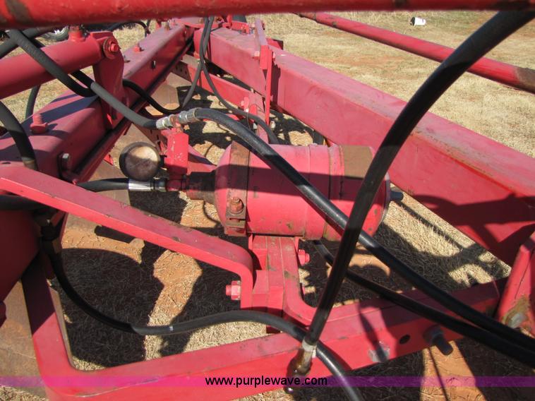 image for item 3454 Massey-Ferguson 880 six bottom plow
