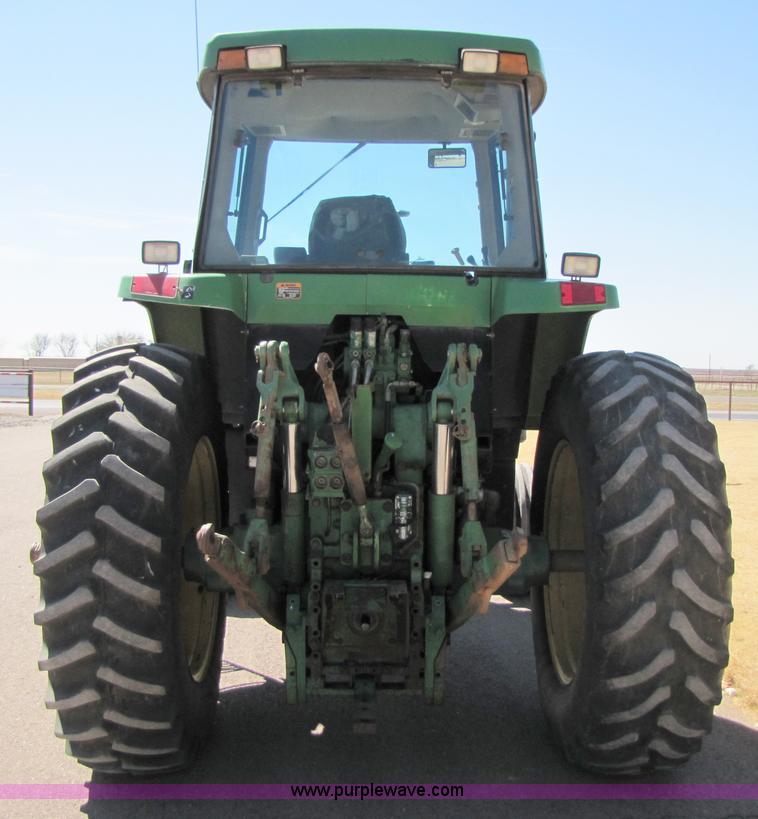 image for item 3476 1994 John Deere 7700 tractor