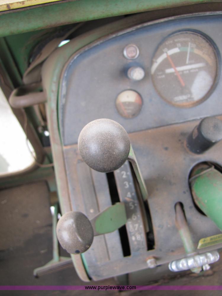 image for item 3479 1966 John Deere 4020 tractor