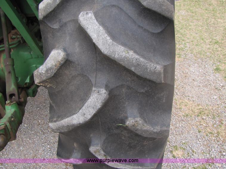 image for item 3479 1966 John Deere 4020 tractor