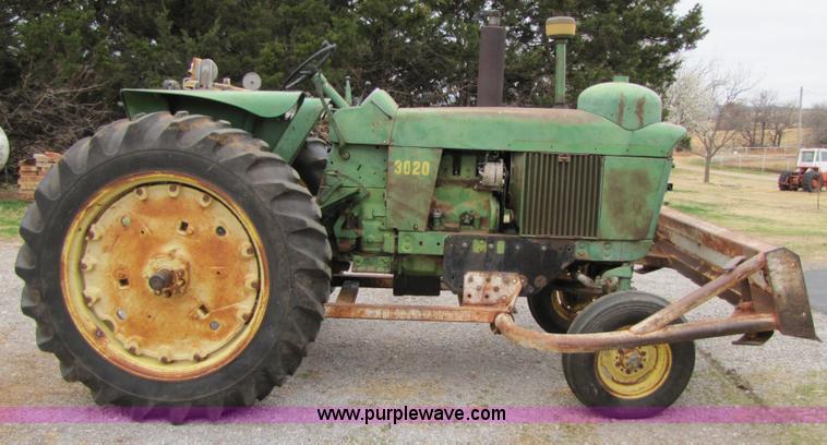 image for item 3480 1966 John Deere 3020 tractor
