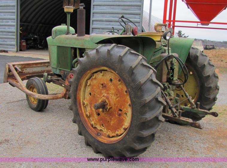 image for item 3480 1966 John Deere 3020 tractor