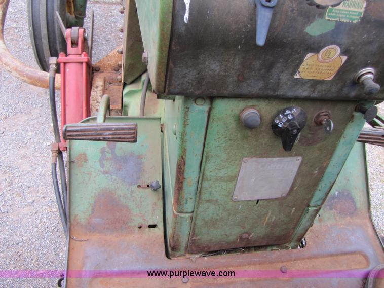 image for item 3480 1966 John Deere 3020 tractor