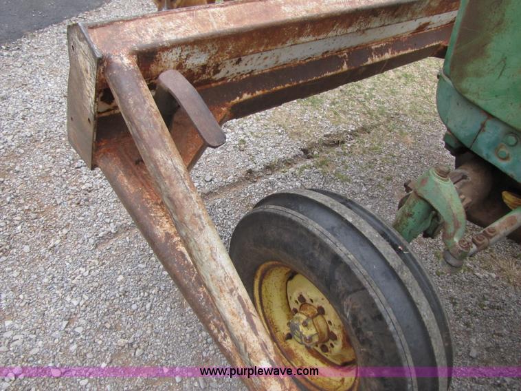 image for item 3480 1966 John Deere 3020 tractor