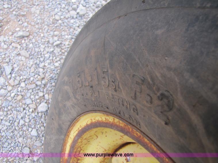 image for item 3480 1966 John Deere 3020 tractor