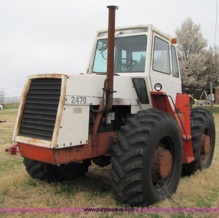 image for item 3481 1976 Case 2470 4WD tractor