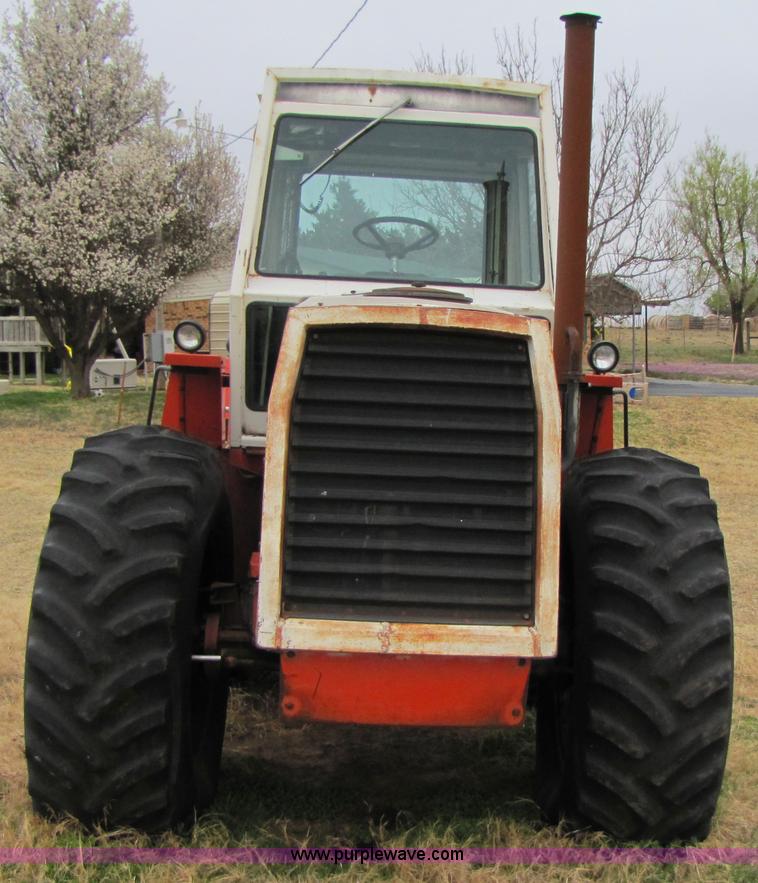 image for item 3481 1976 Case 2470 4WD tractor