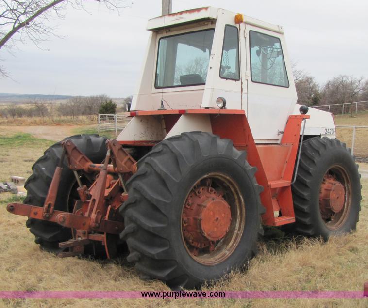 image for item 3481 1976 Case 2470 4WD tractor