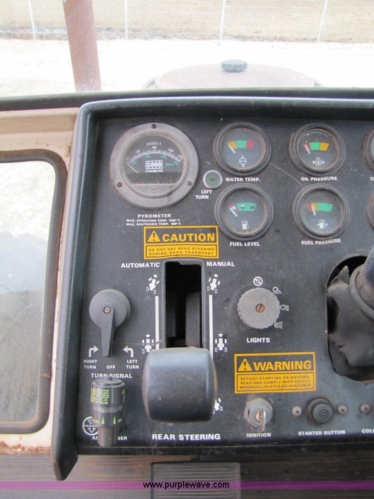 image for item 3481 1976 Case 2470 4WD tractor