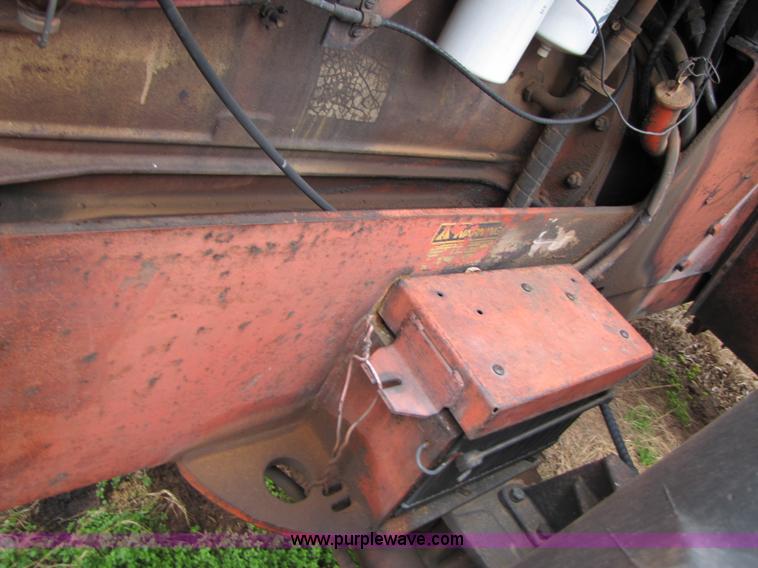 image for item 3481 1976 Case 2470 4WD tractor