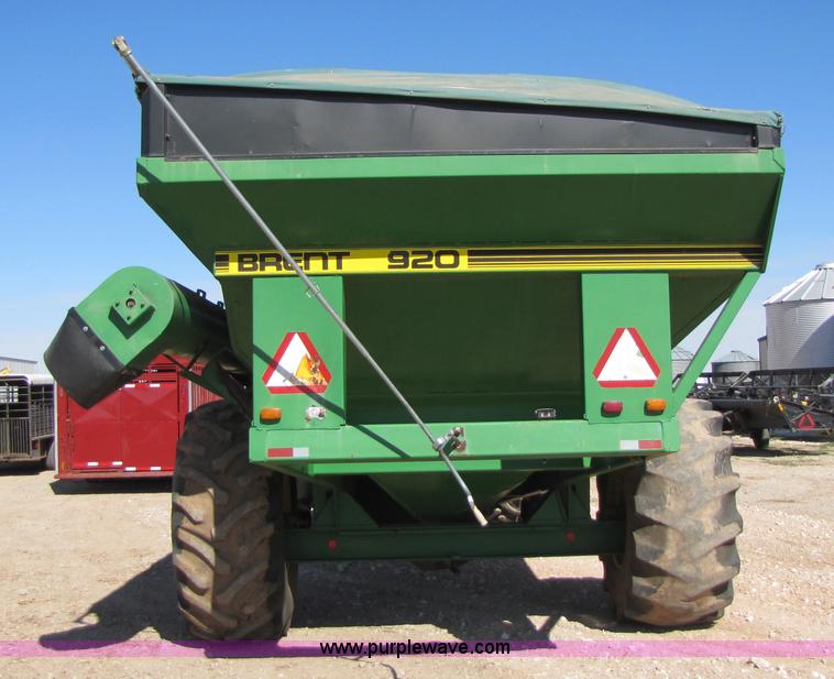 image for item 3497 Brent 920 grain cart