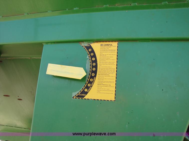 image for item 3497 Brent 920 grain cart