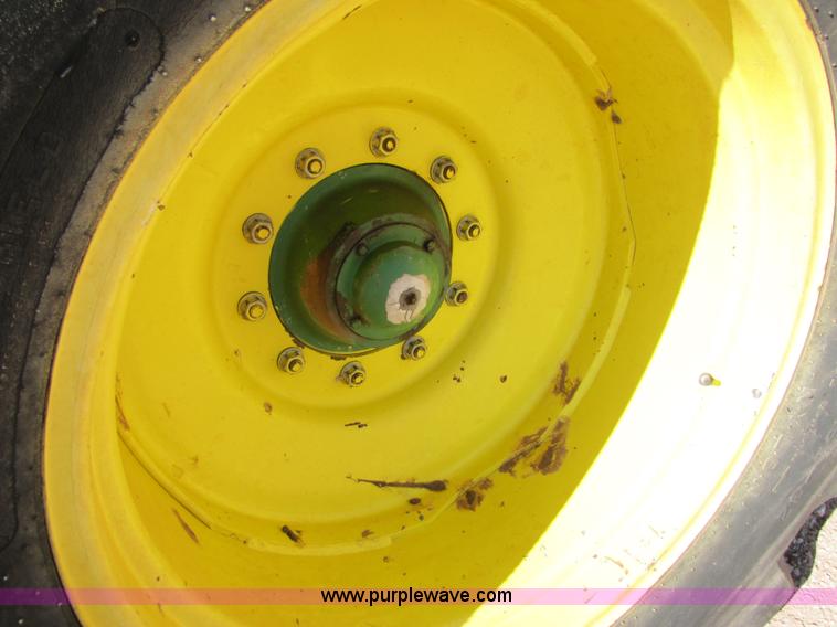 image for item 3497 Brent 920 grain cart