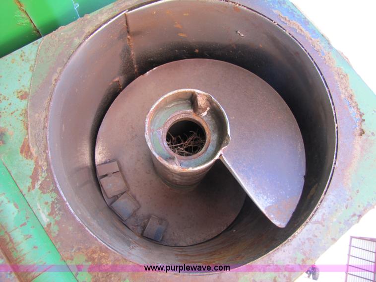 image for item 3497 Brent 920 grain cart