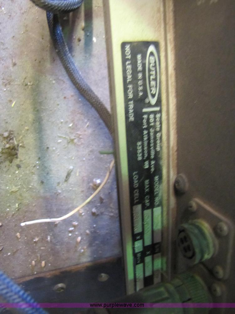 image for item 3497 Brent 920 grain cart