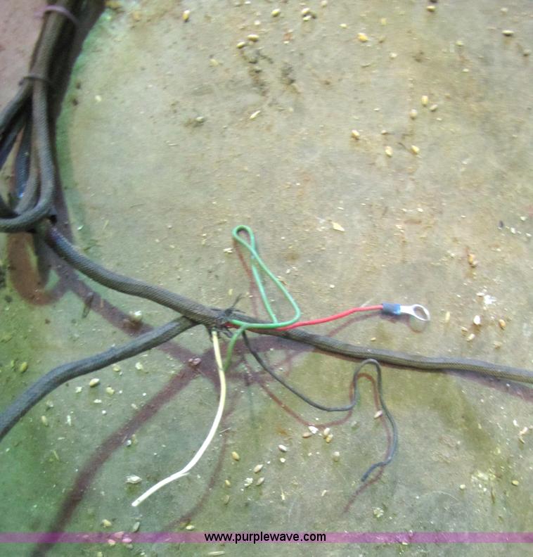 image for item 3497 Brent 920 grain cart