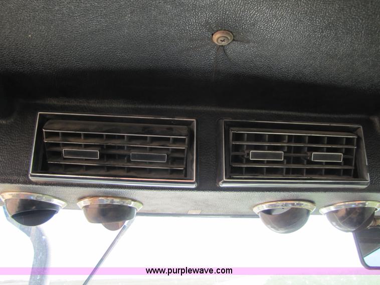 image for item 3501 1980 Case 4690 4WD tractor