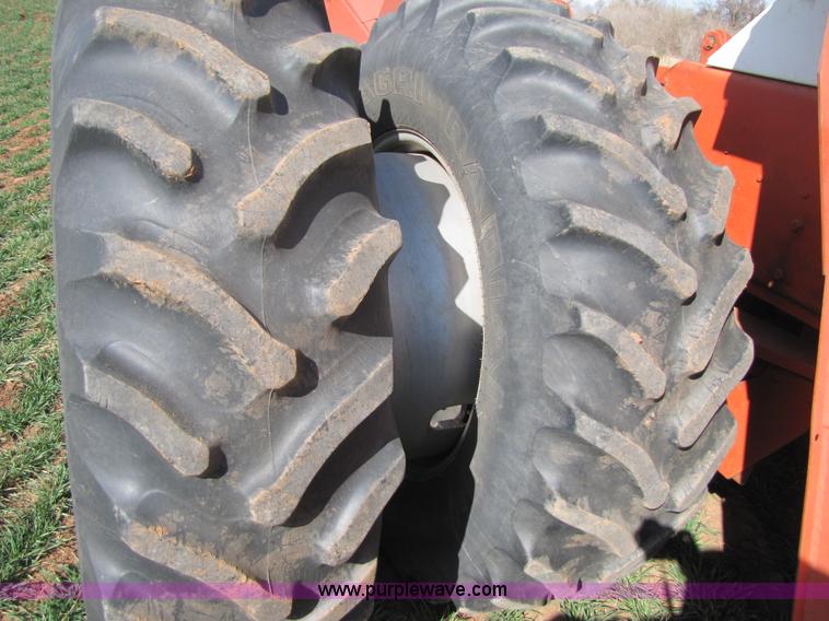 image for item 3501 1980 Case 4690 4WD tractor