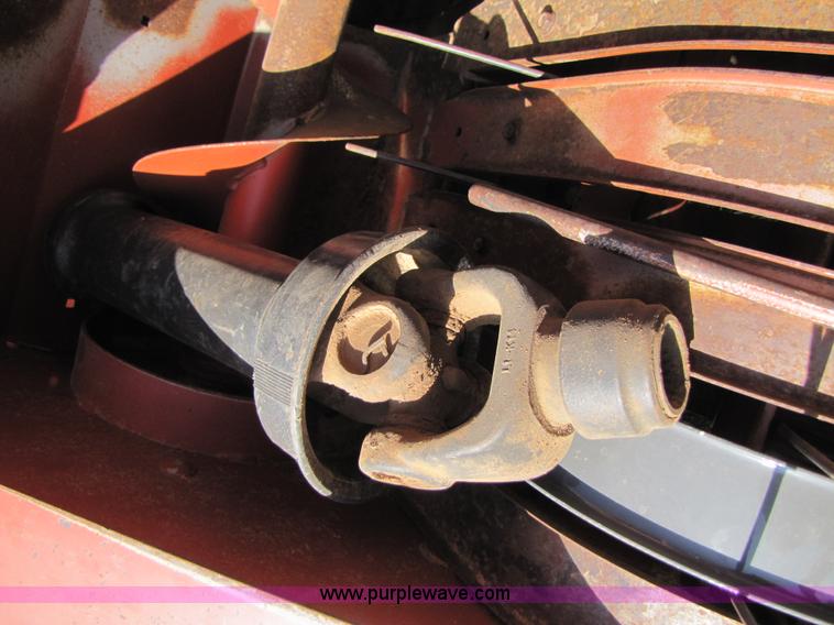 image for item 3502 1994 Hesston 4900 square baler