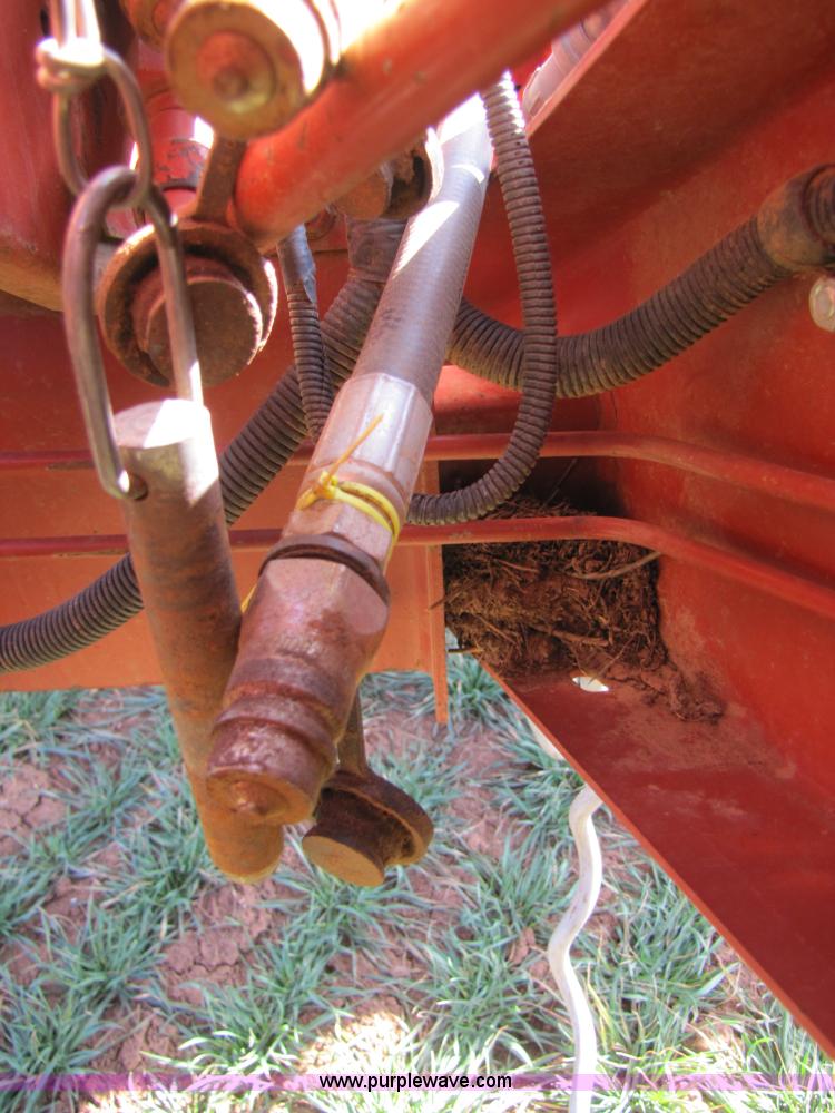 image for item 3502 1994 Hesston 4900 square baler