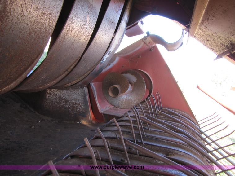 image for item 3502 1994 Hesston 4900 square baler