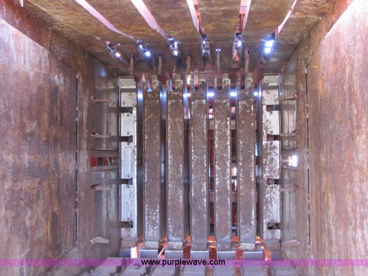 image for item 3502 1994 Hesston 4900 square baler