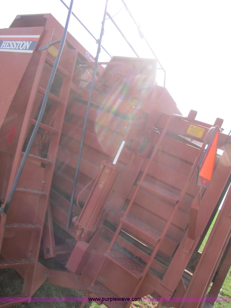 image for item 3502 1994 Hesston 4900 square baler