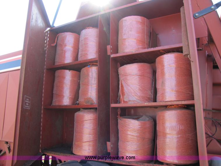 image for item 3502 1994 Hesston 4900 square baler