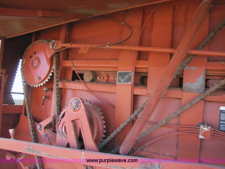 image for item 3502 1994 Hesston 4900 square baler