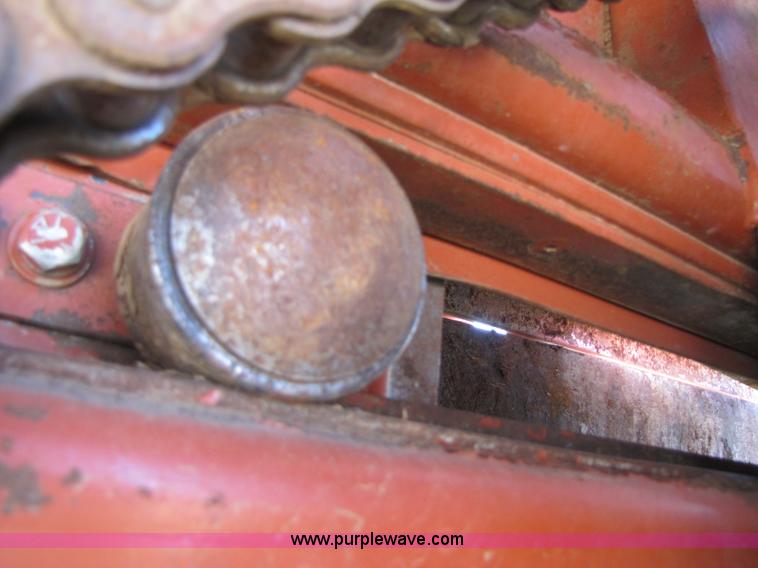 image for item 3502 1994 Hesston 4900 square baler