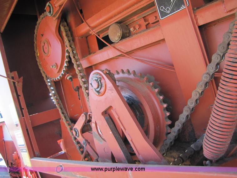 image for item 3502 1994 Hesston 4900 square baler